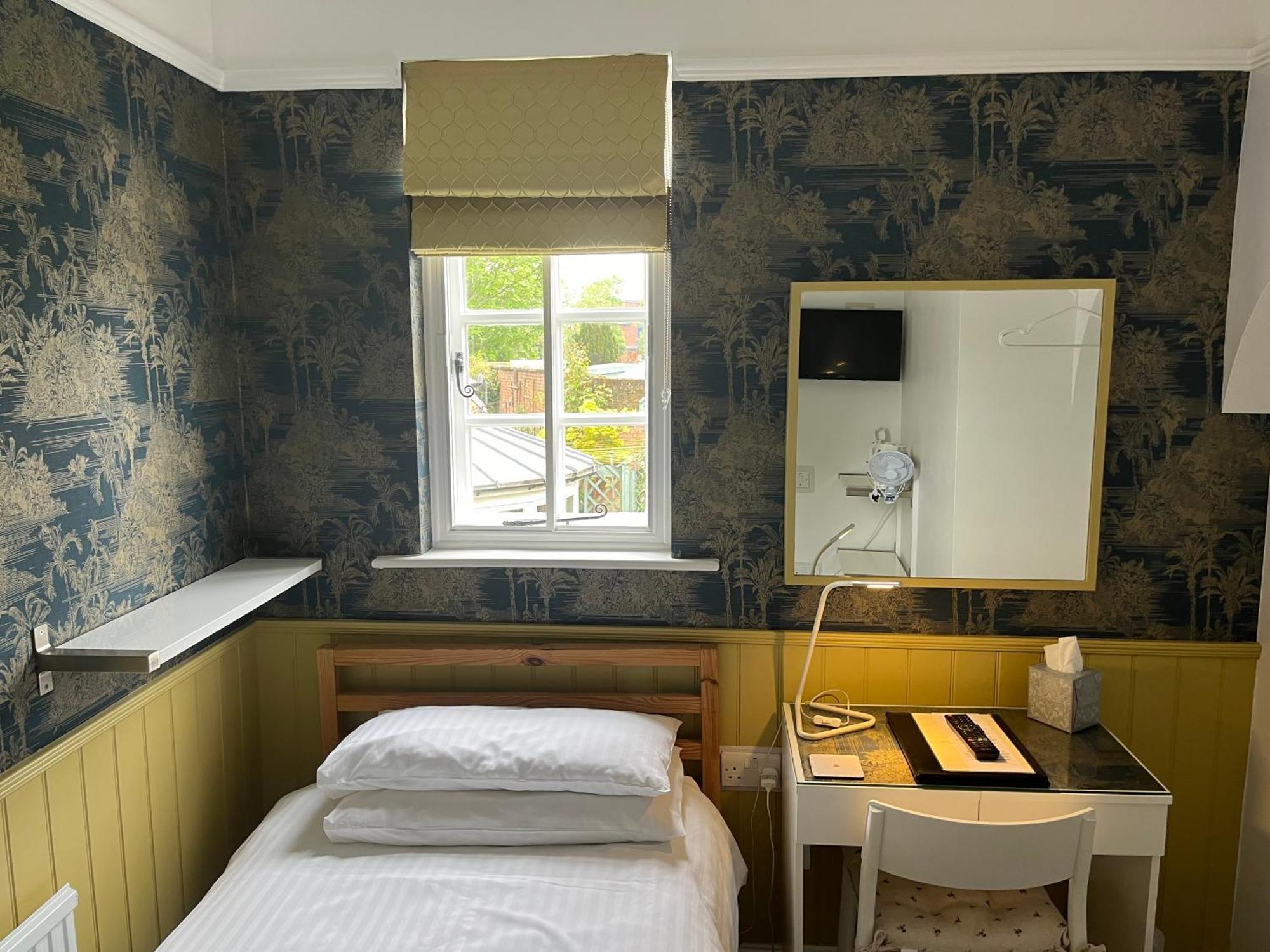 The Palmerston Rooms Romsey Extérieur photo