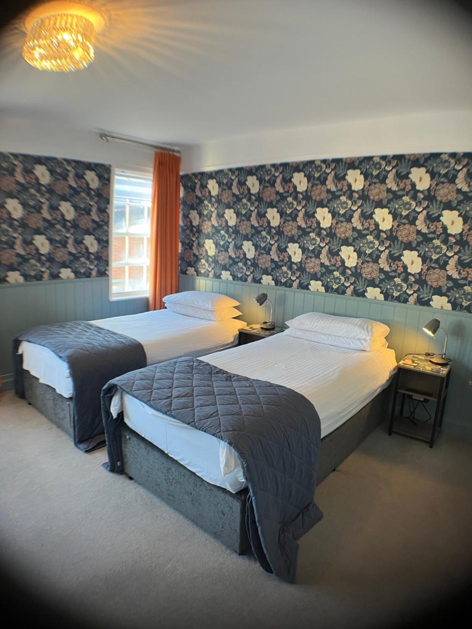 The Palmerston Rooms Romsey Extérieur photo